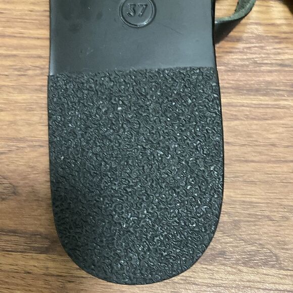 Ancient Greek NWOT Victoria Handmade Sandal. Black Leather with Flowers. Size 37 - Picture 8 of 8